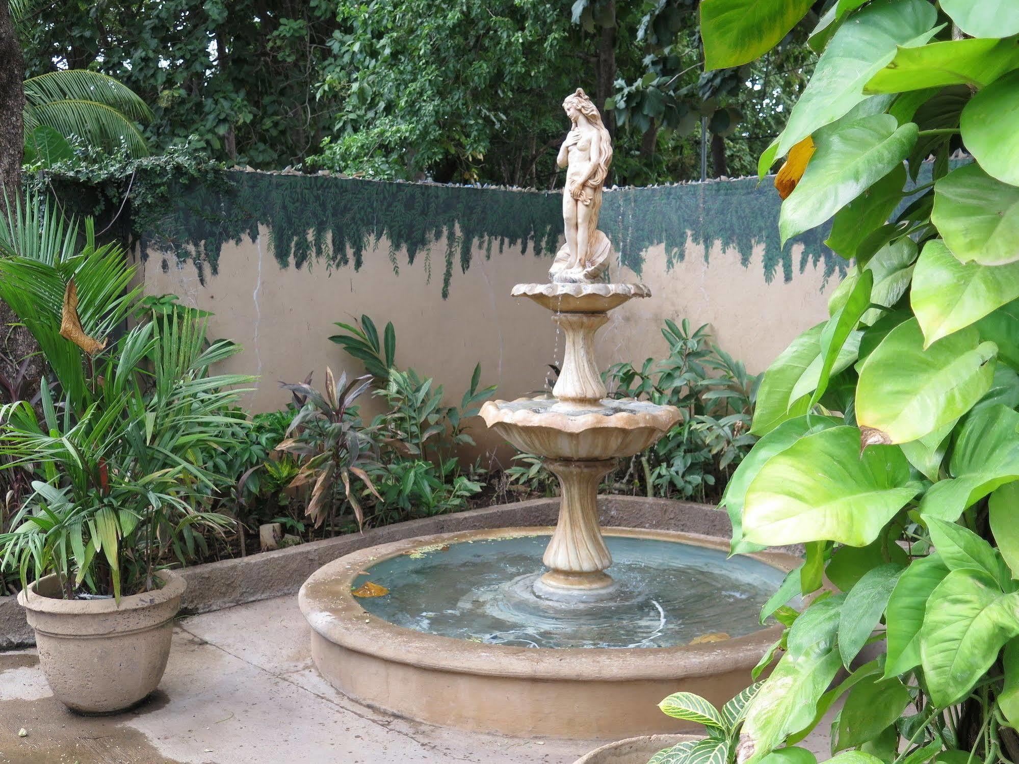 Hotel Savannah Playas del Coco Exterior photo